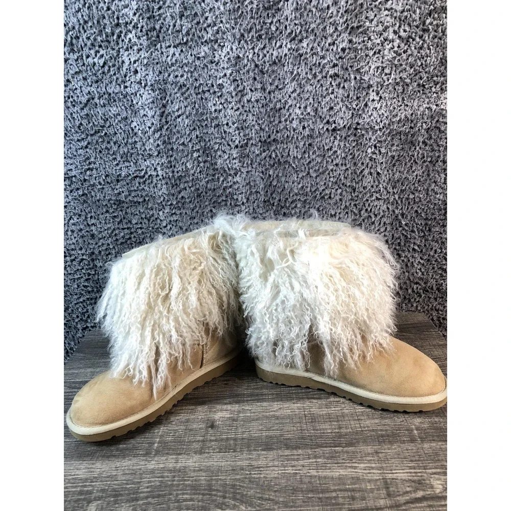 UGG Boots Womens Size 6 White Suede Shearling Fur Cuff Lined Winter 1875